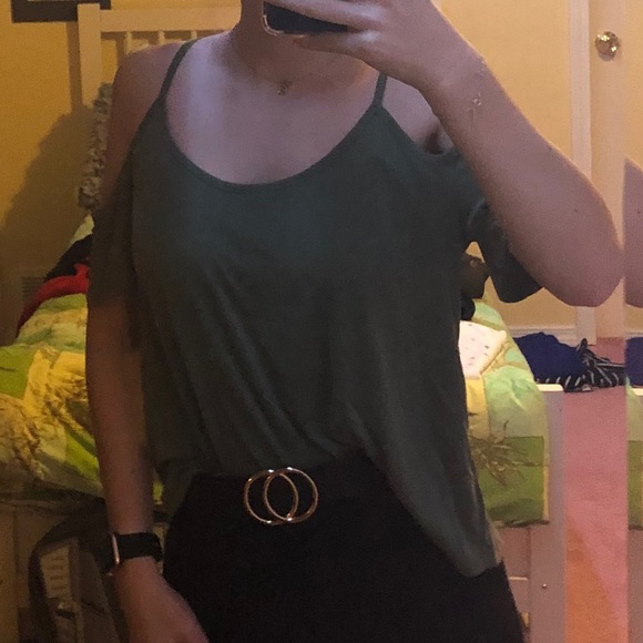 Open shoulder dark green shirt - Picture 3 of 4